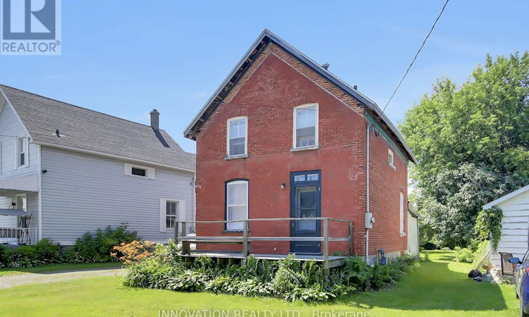 2158 Dundas Street