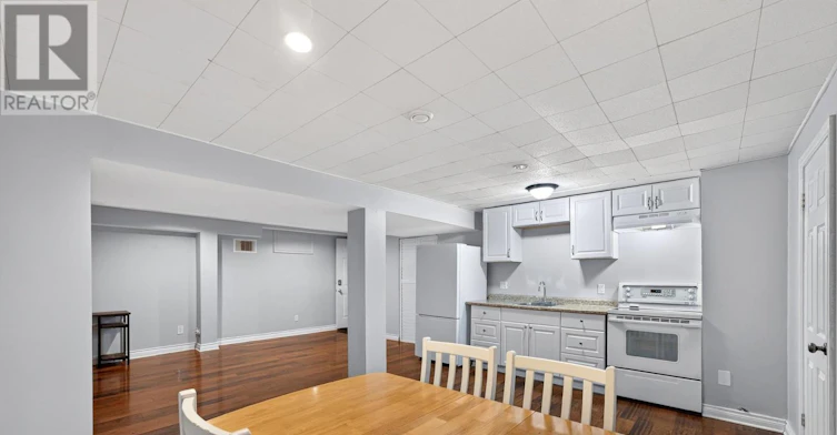 60 Westwood Drive, Ottawa, ON, K2G 2X1 - 9