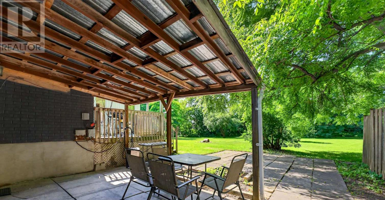 60 Westwood Drive, Ottawa, ON, K2G 2X1 - 23