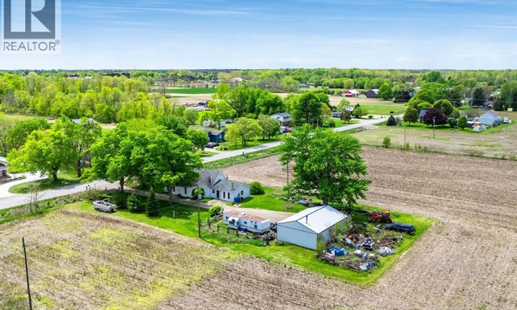 250 3 Road East