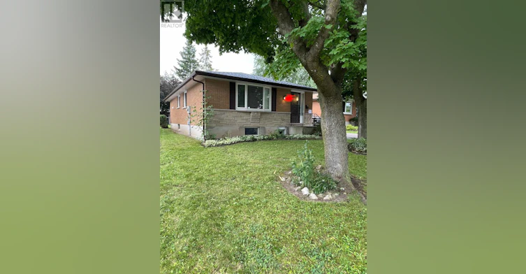 LOWER-275 Toll Gate Boulevard, Waterloo, ON, N2L 4M3
