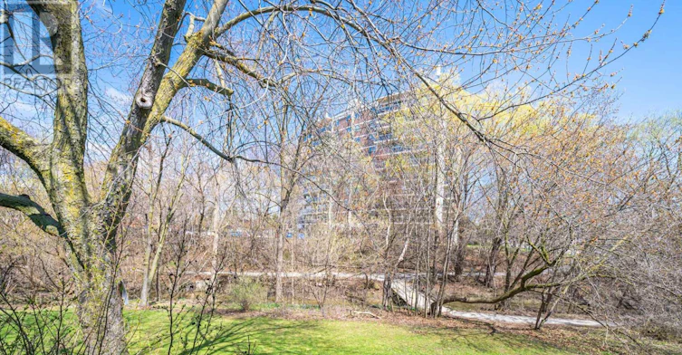 106-701 Burnhamthorpe Road, Toronto, ON, M9C 2Z6 - 21