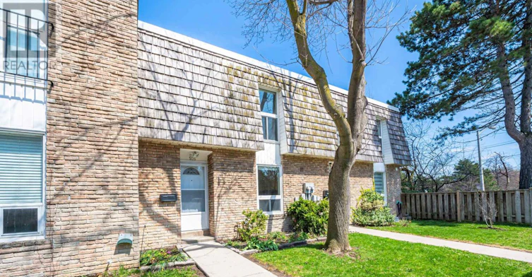 106-701 Burnhamthorpe Road, Toronto, ON, M9C 2Z6 - 4