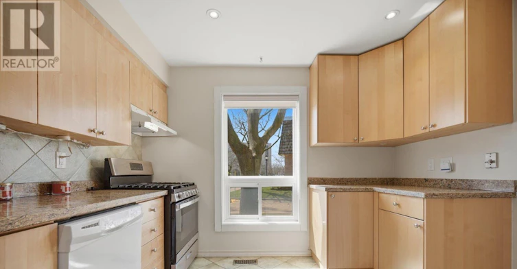 106-701 Burnhamthorpe Road, Toronto, ON, M9C 2Z6 - 9