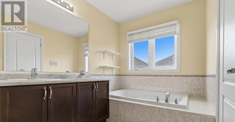 MAIN-27 Mccartney Street, Toronto, ON, M9M 0B8 - 26