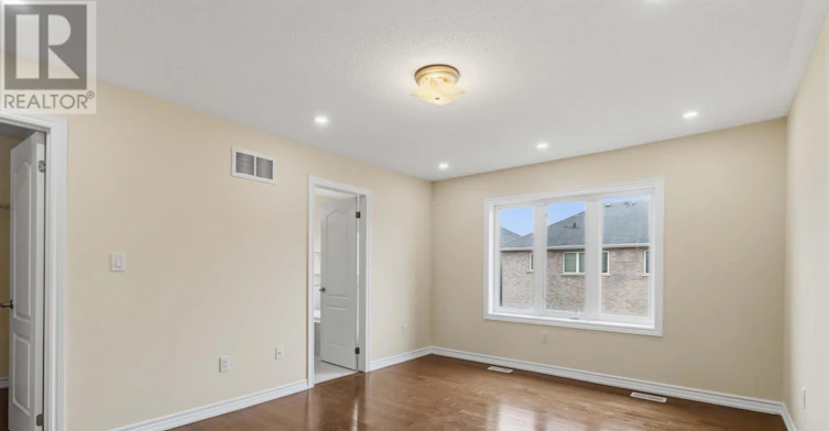 MAIN-27 Mccartney Street, Toronto, ON, M9M 0B8 - 24