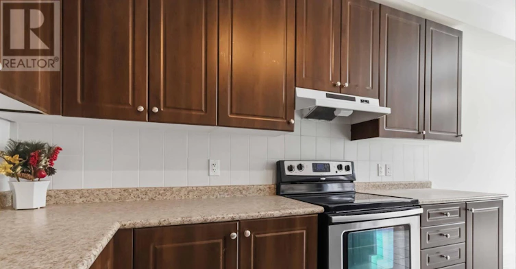 MAIN-27 Mccartney Street, Toronto, ON, M9M 0B8 - 13