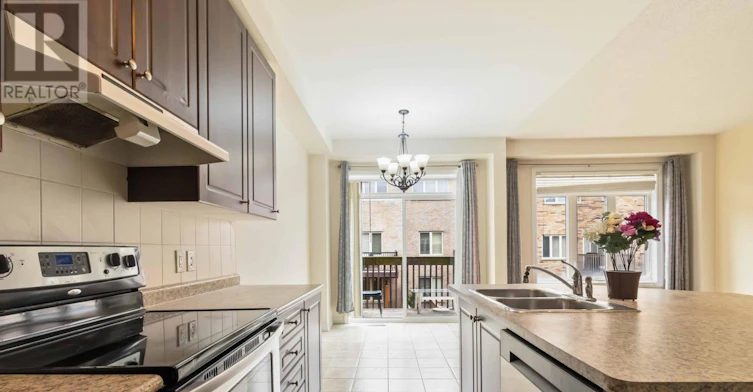 MAIN-27 Mccartney Street, Toronto, ON, M9M 0B8 - 12