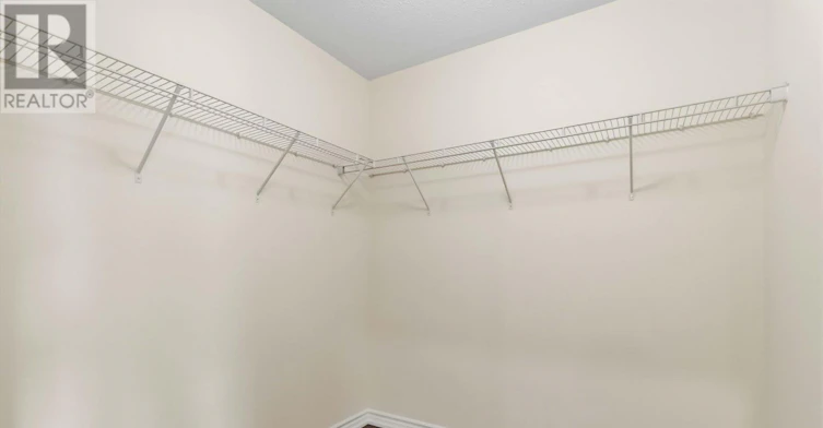 MAIN-27 Mccartney Street, Toronto, ON, M9M 0B8 - 27