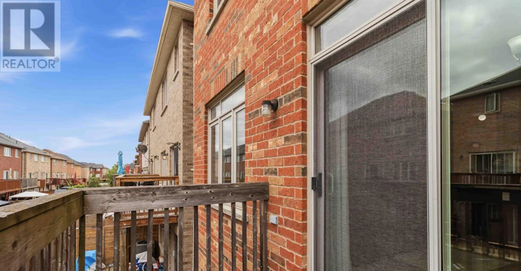 MAIN-27 Mccartney Street, Toronto, ON, M9M 0B8 - 34