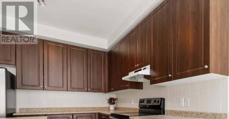 MAIN-27 Mccartney Street, Toronto, ON, M9M 0B8 - 18