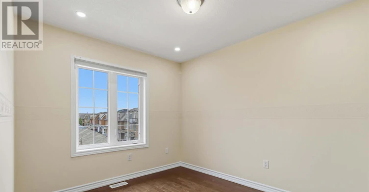 MAIN-27 Mccartney Street, Toronto, ON, M9M 0B8 - 29