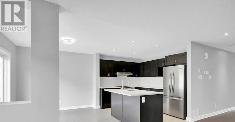 208 Mission Trail Crescent, Ottawa, ON, K2S 1B9 - 12
