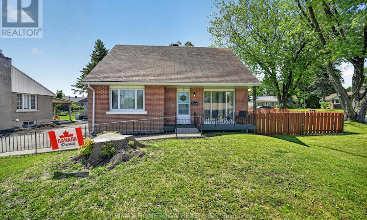 87 Brookview Crescent