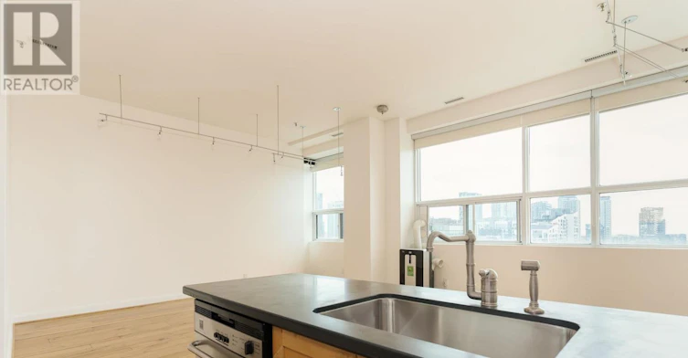 1212-700 King Street W, Toronto, ON, M5V 2Y6 - 14