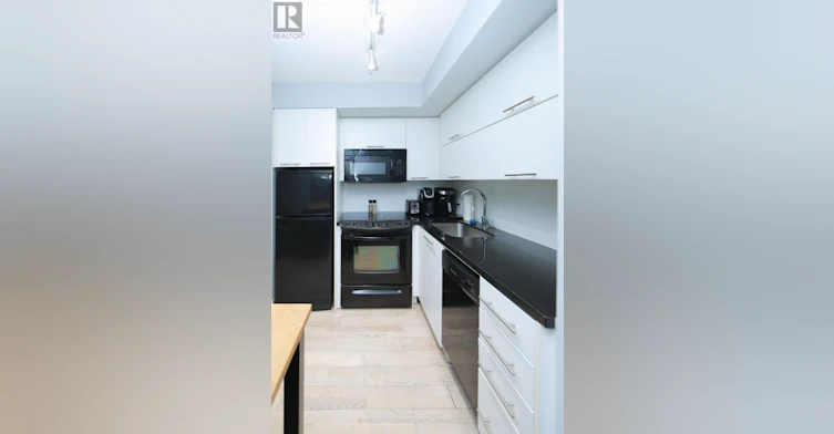 221-21 Nelson Street, Toronto, ON, M5V 3H9 - 6