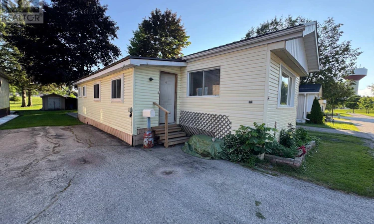 4 Trailer Park Road