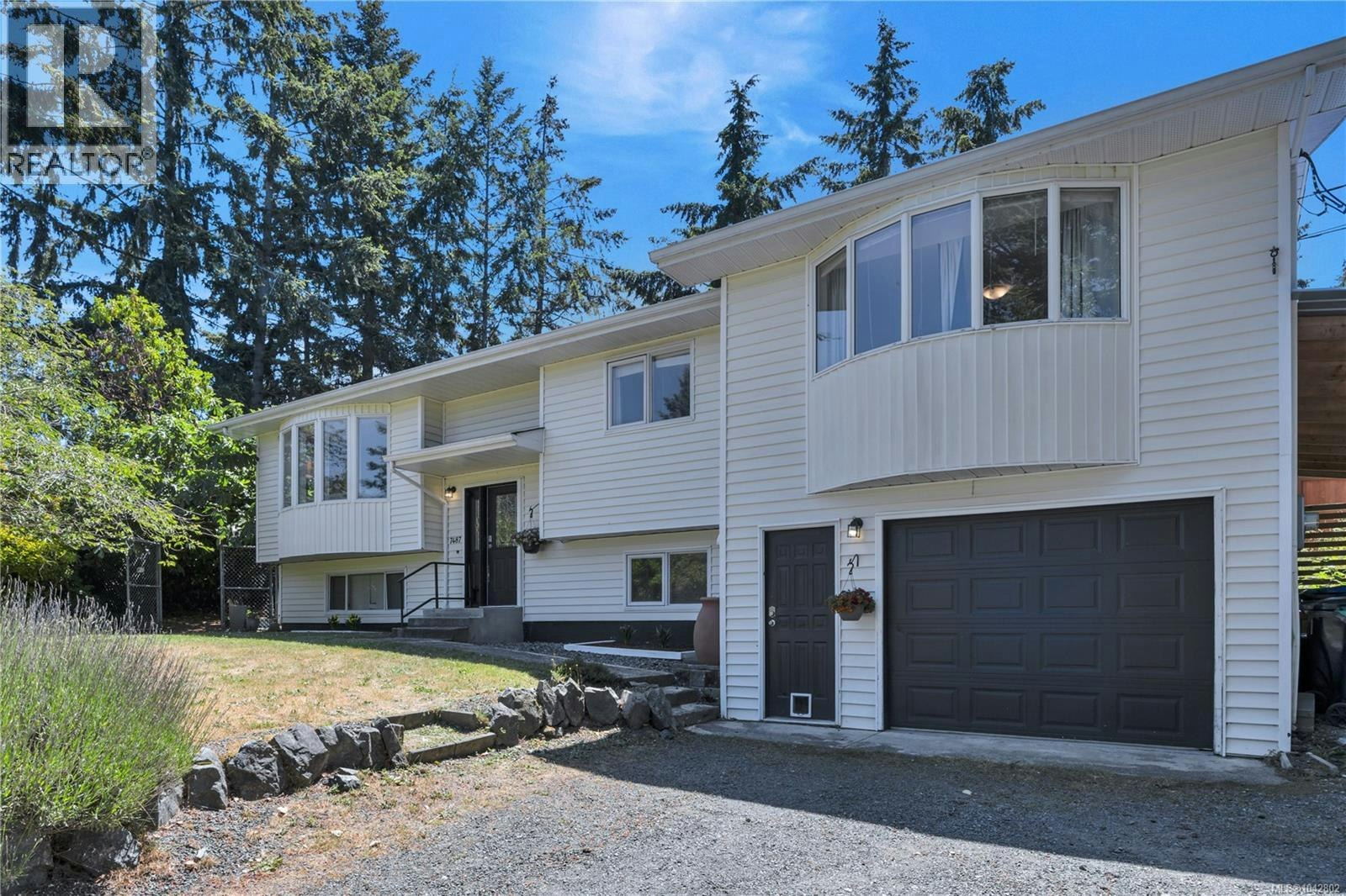 7487 Forest Turn Way, Nanaimo, BC, V0R 2H0