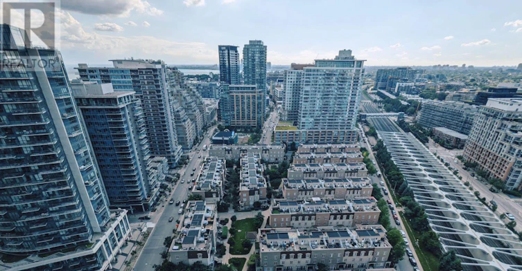 2811-19 Western Battery Road, Toronto, ON, M6K 0E3 - 18
