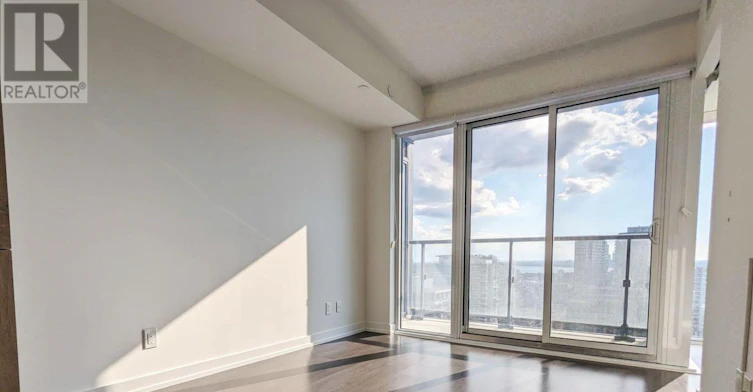 2811-19 Western Battery Road, Toronto, ON, M6K 0E3 - 9