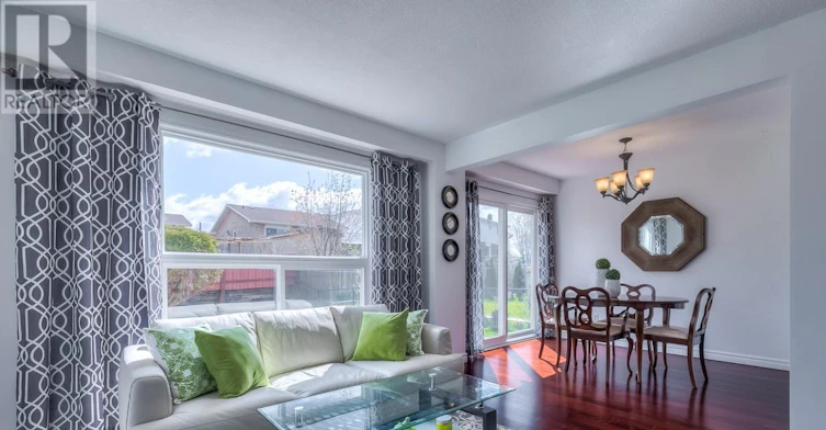 76 Ashridge Drive, Toronto, ON, M1V 1P2 - 4