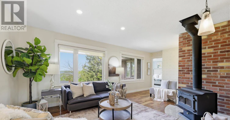 381 Fralicks Beach Road, Scugog, ON, L9L 1B6 - 9