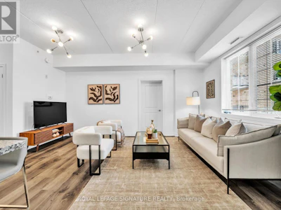 228-1077 Gordon Street - 4