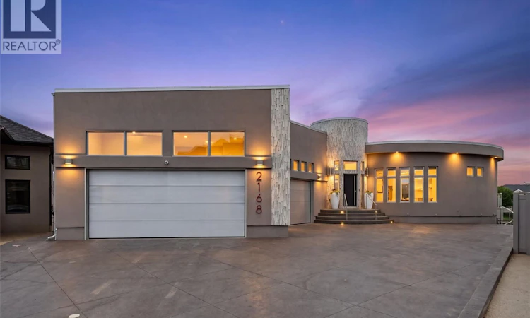 2168 Riverbend Cove
