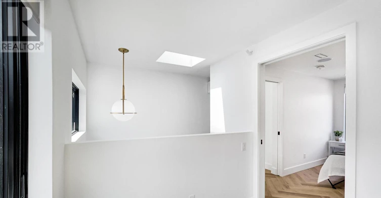 13R Mansfield Avenue, Toronto, ON, M6J 2A9 - 27