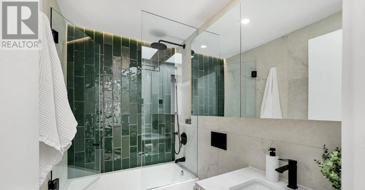 13R Mansfield Avenue, Toronto, ON, M6J 2A9 - 20