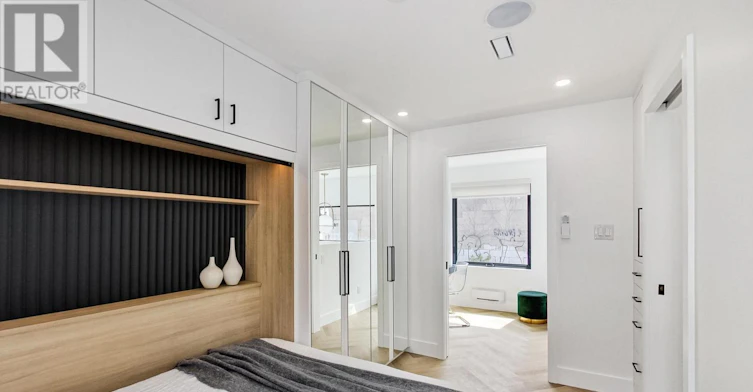 13R Mansfield Avenue, Toronto, ON, M6J 2A9 - 24