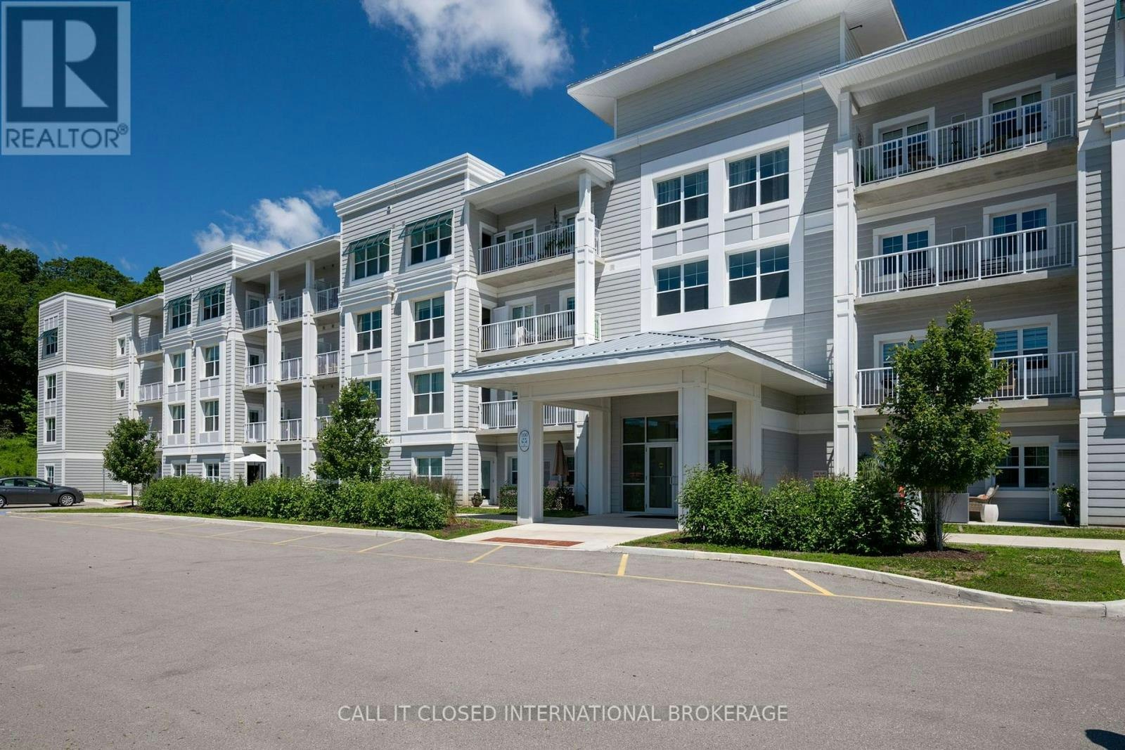 211-100 The Promenade, Port Stanley, ON, N5L 0B7