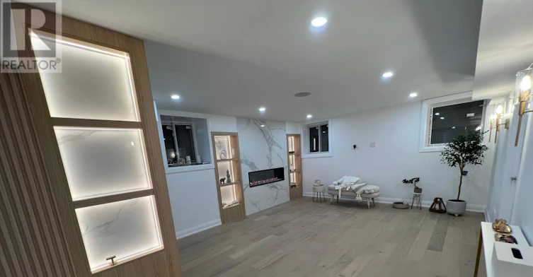 B-492 Greenwood Drive, Essa, ON, L3W 0R4 - 3