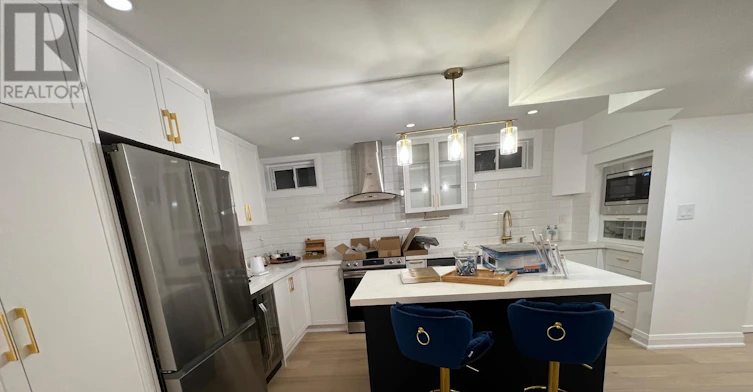 B-492 Greenwood Drive, Essa, ON, L3W 0R4