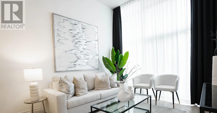 101-111 Upper Duke Crescent, Markham, ON, L6G 0C8 - 4