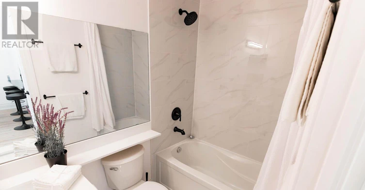 101-111 Upper Duke Crescent, Markham, ON, L6G 0C8 - 11