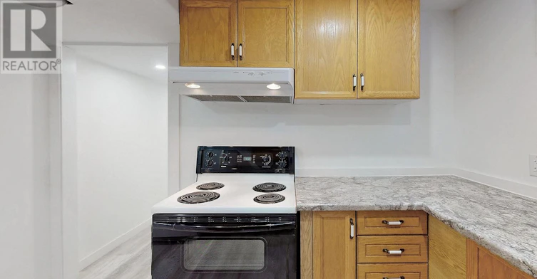 103 Cardinal Street, Barrie, ON, L4M 6G1 - 8