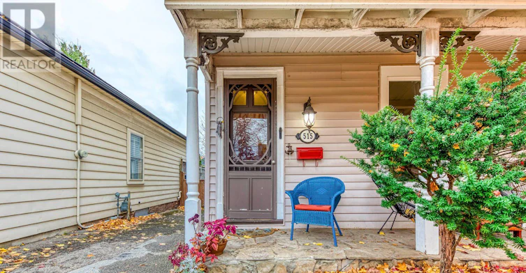 515 Hager Avenue, Burlington, ON, L7S 1P2 - 2