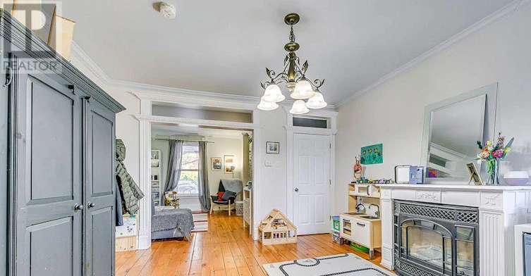 515 Hager Avenue, Burlington, ON, L7S 1P2 - 7