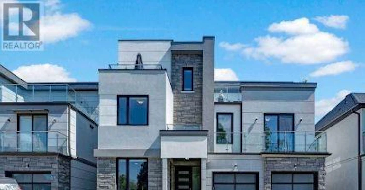 ROOM 3-528 Jones Road, Hamilton, ON, L8E 5C1