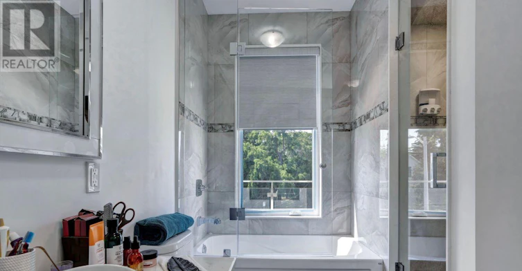ROOM 3-528 Jones Road, Hamilton, ON, L8E 5C1 - 12