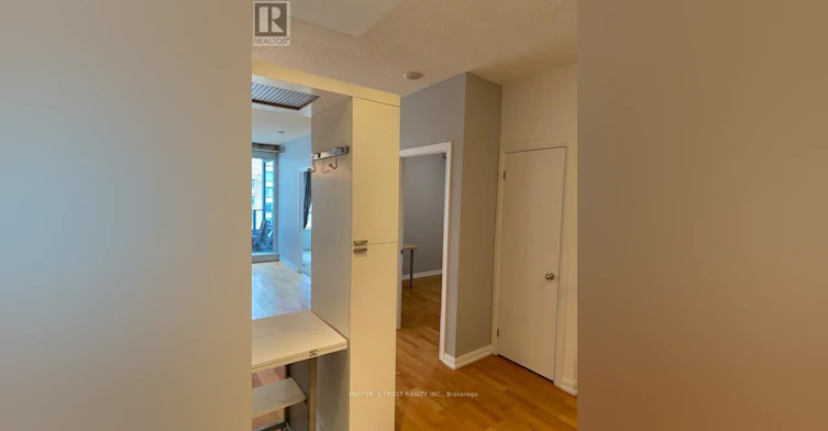 1716-111 Elizabeth Street, Toronto, ON, M5G 1P7 - 14