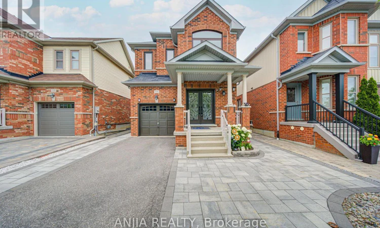 106 Vera Lynn Crescent