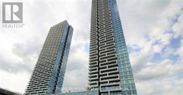 4805-950 Portage Parkway, Vaughan, ON, L4K 0J7