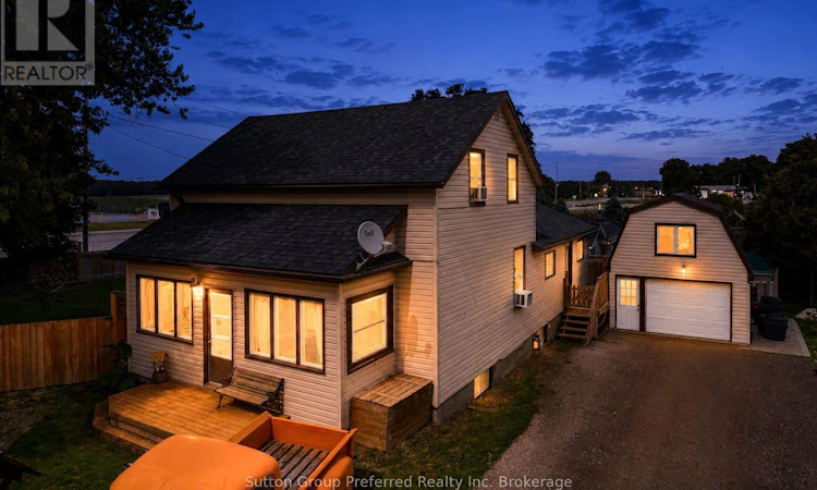 685744 Main Street