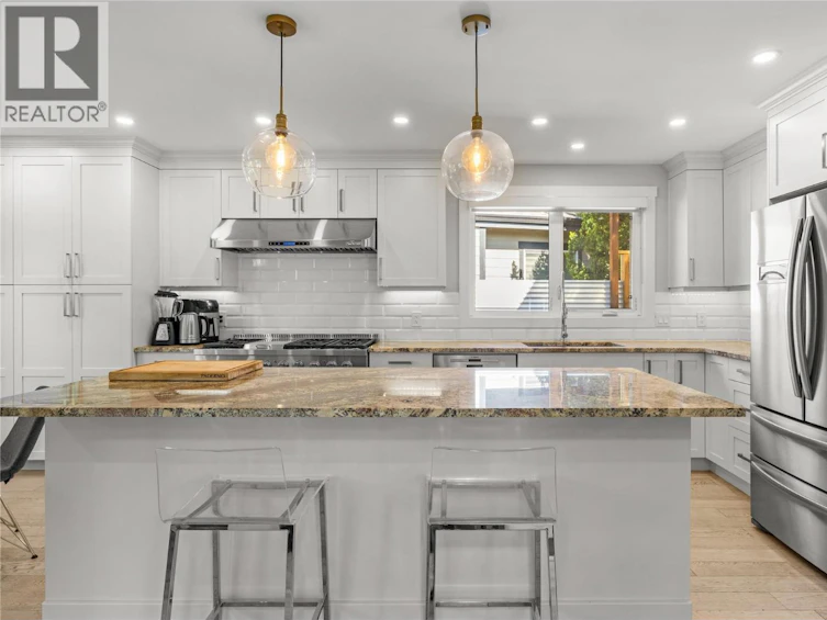 624 Armour Crescent, Kelowna, BC, V1W 1A5 - 9