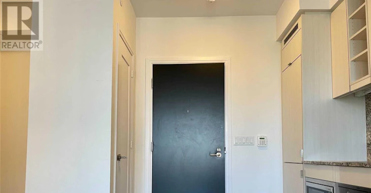 1801-101 Erskine Avenue, Toronto, ON, M4P 1Y5 - 2