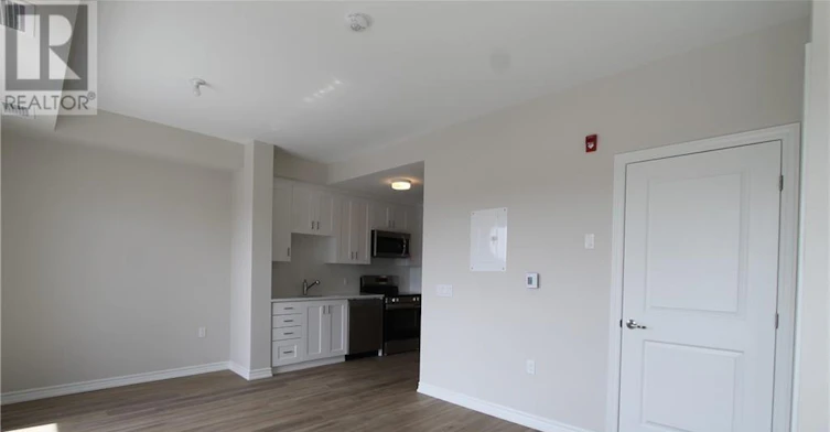 412-1350 Hemlock Road, Ottawa, ON, K1K 5C2 - 7