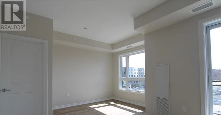 412-1350 Hemlock Road, Ottawa, ON, K1K 5C2 - 3