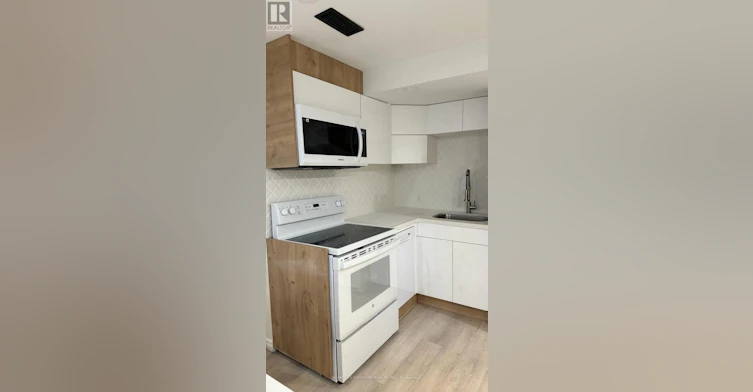 LOWER-128 Adam Place, Newmarket, ON, L3Y 8C4 - 23